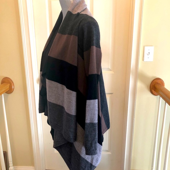 Carole Little 100% Italian Merino wool striped brown gray black shawl sweater - Picture 2 of 5